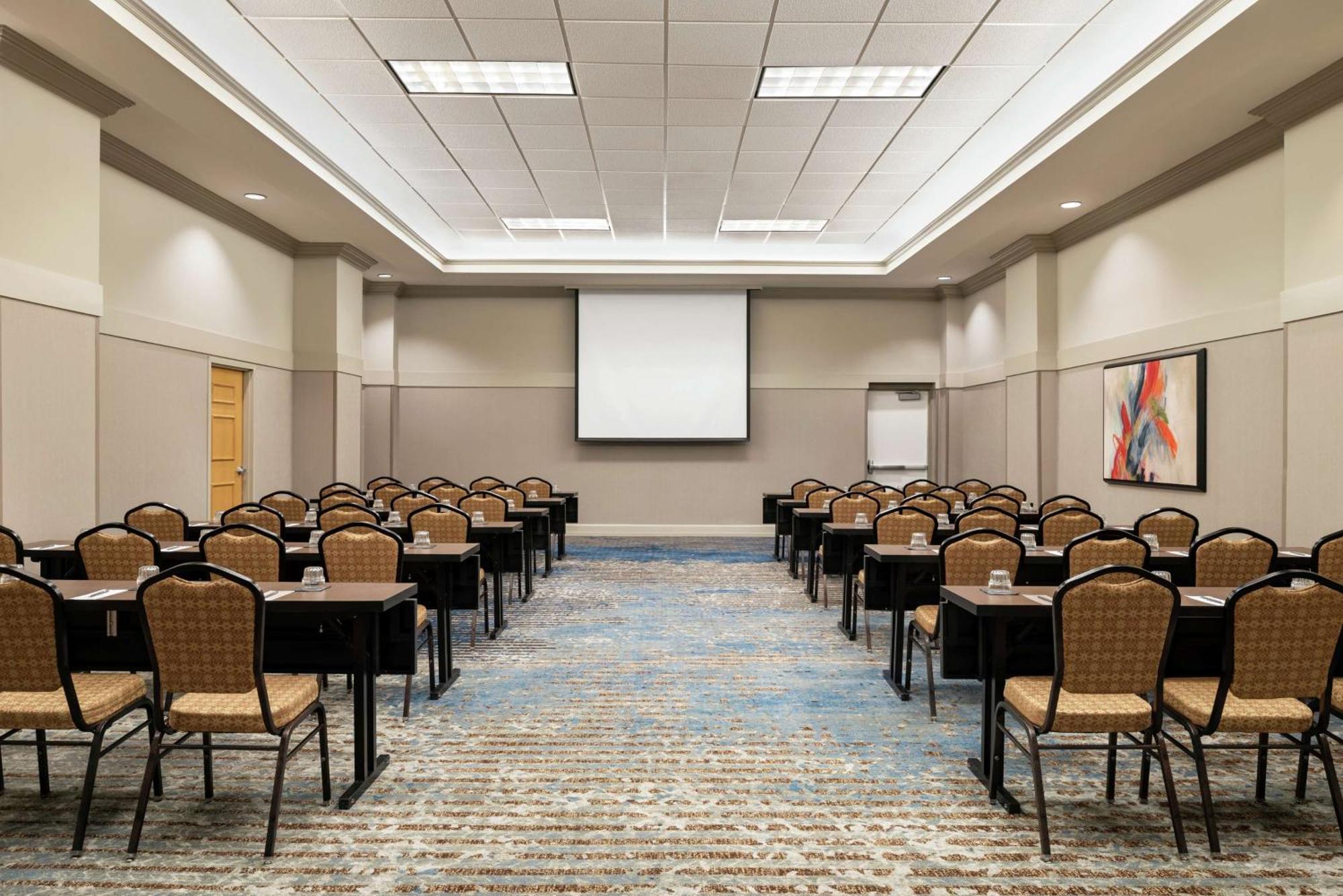 Embassy Suites By Hilton Columbus Dublin Bagian luar foto